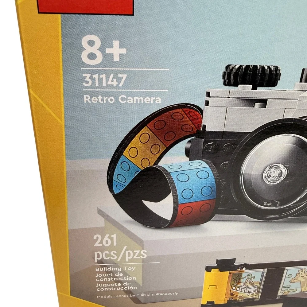 LEGO Creator Retro Camera 3-in-1 Set 31147 Building Toy 261pc Retro Hobby Photo